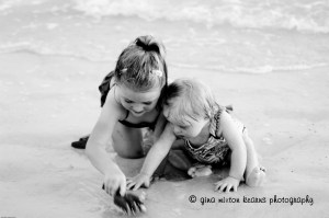niecesinthesand_2009
